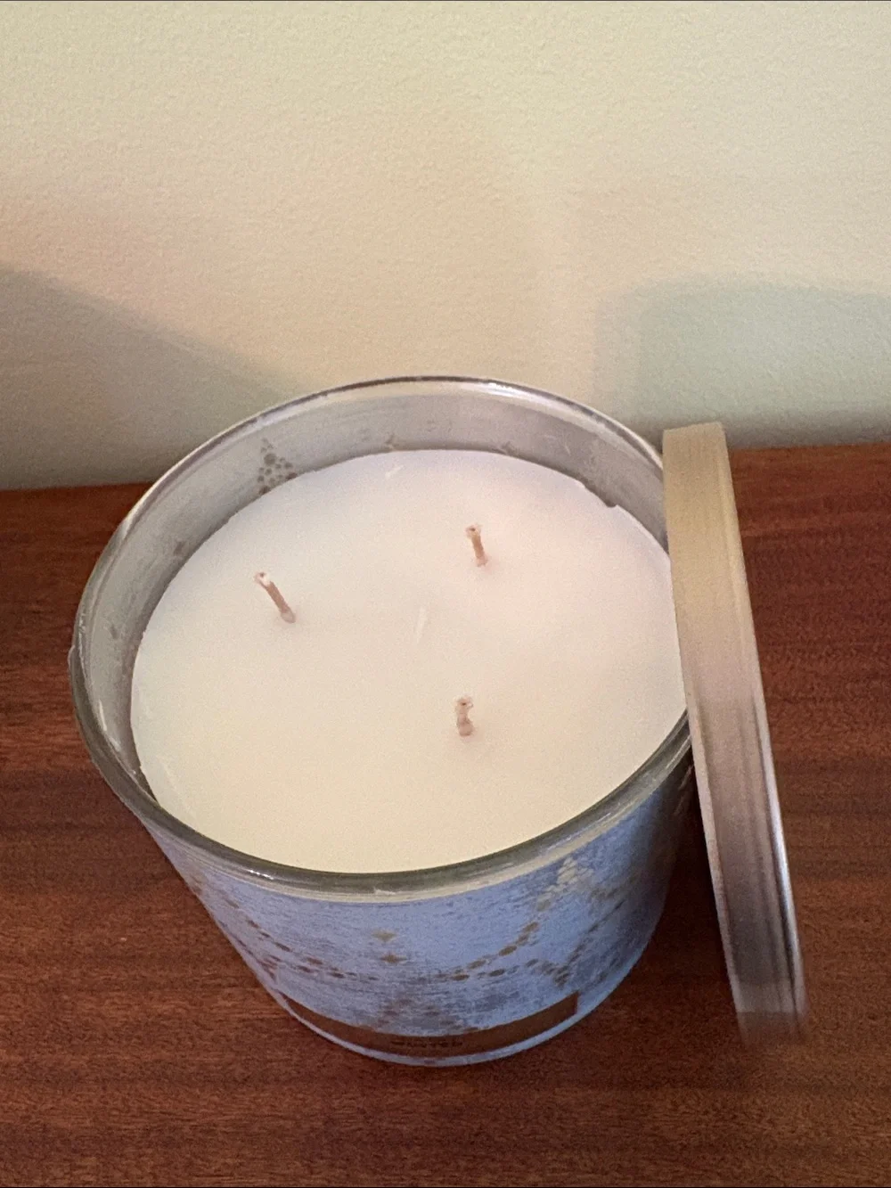 White Barn Winter 3-Wick Candle in Light Blue and Gold “Winter” Scented Winter - Picture 3 of 5